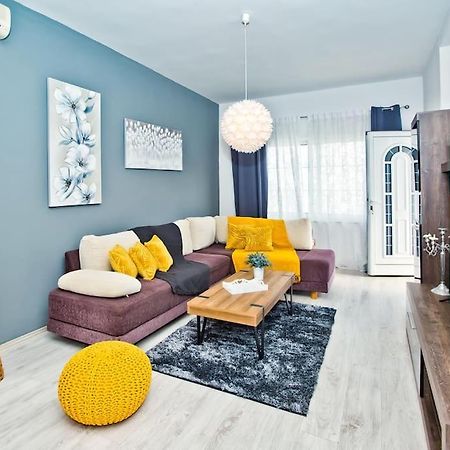 Apartman Tino With Two Sunny Terace Hvar Town Luaran gambar