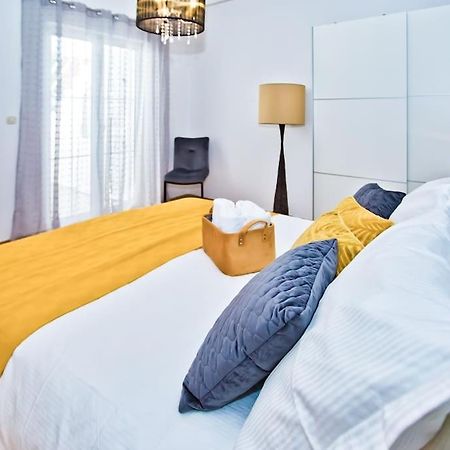 Apartman Tino With Two Sunny Terace Hvar Town Luaran gambar