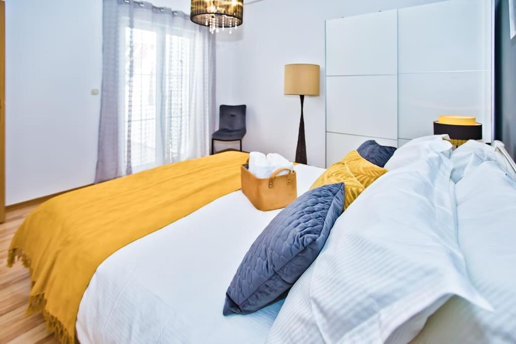 Apartman Tino With Two Sunny Terace Hvar Town Luaran gambar